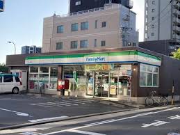 コンビニ　ファミリーマート 吹上駅北店（コンビニ）まで490m