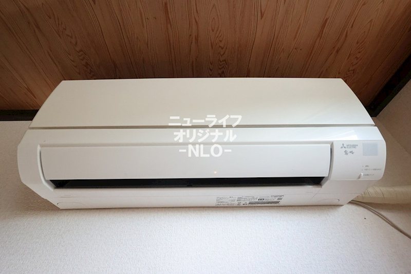 その他設備　一年を通してお部屋を快適に保つエアコン付き☆