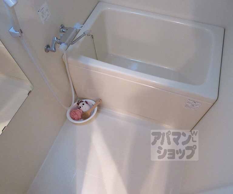 バス・シャワールーム　ゆったりバスルーム！