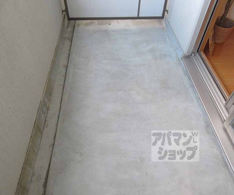 バルコニー　バルコニースペースです！