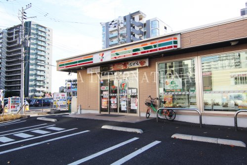 コンビニ　セブンイレブン流山おおたかの森駅東口店（コンビニ）まで2067m