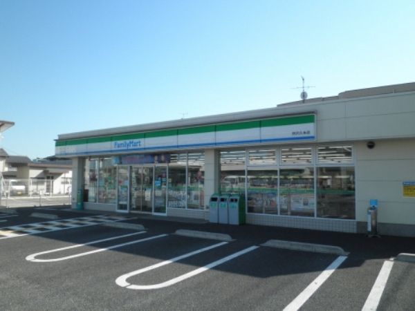 コンビニ　ファミリーマート所沢久米店（コンビニ）まで401m