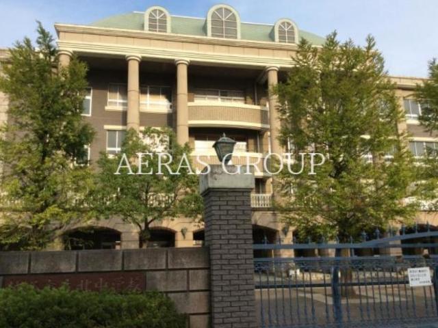 中学校　越谷市立北中学校（中学校）まで656m