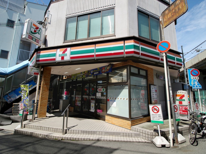 コンビニ　セブンイレブン阪急石橋駅前店（コンビニ）まで615m