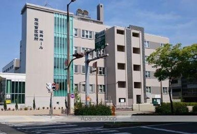 役所　東住吉区役所（役所）まで256m