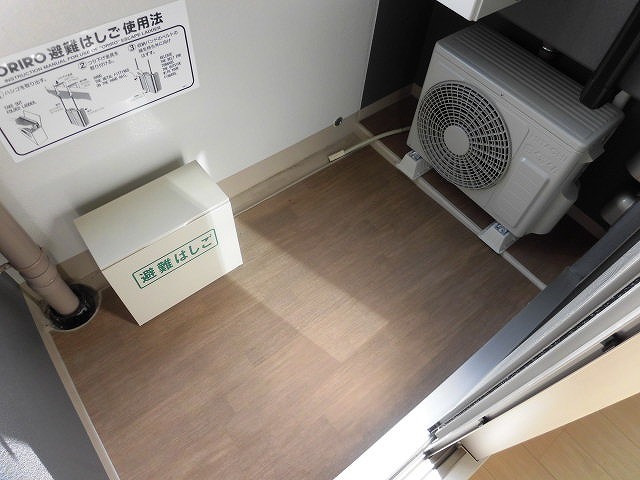 バルコニー　おしゃれな床のバルコニーです。