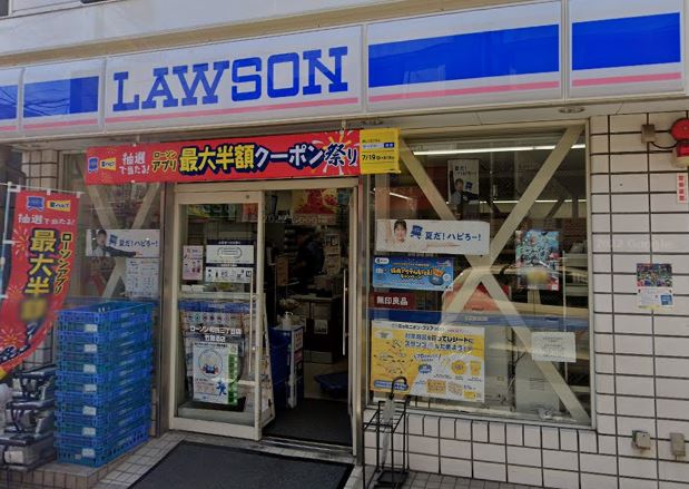 コンビニ　ローソン 和田三丁目店（コンビニ）まで383m