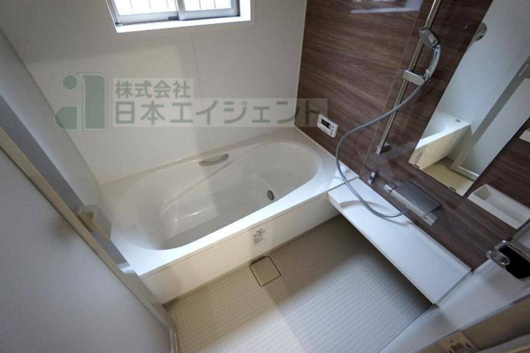 バス・シャワールーム　浴室