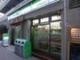コンビニ　ファミリーマート日本橋箱崎町店（コンビニ）まで476m