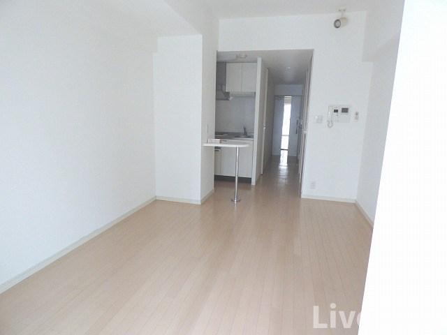 1K Mansion in Chuo-ku, Osaka — photo 3 of 3