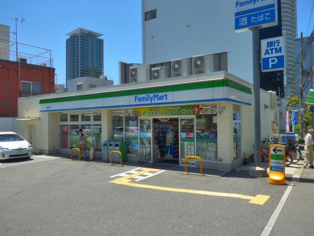 コンビニ　ファミリーマート熊内町店（コンビニ）まで75m