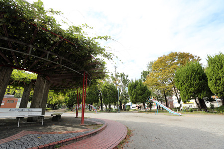 公園　浦江公園（公園）まで566m