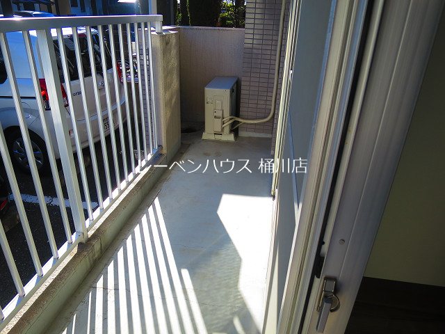 バルコニー　レーベンハウス桶川店へ　048-787-5511