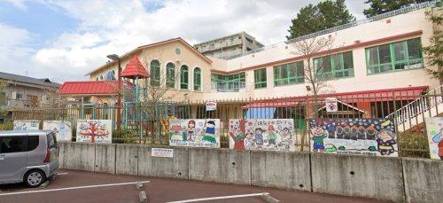 幼稚園・保育園　中振敬愛保育所（幼稚園・保育園）まで636m