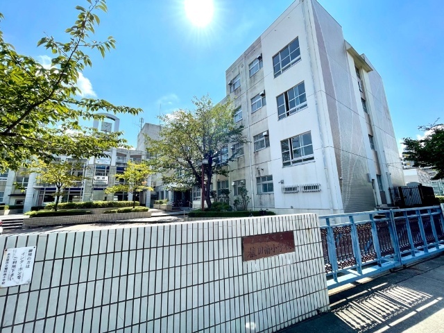 小学校　名古屋市立植田南小学校（小学校）まで498m
