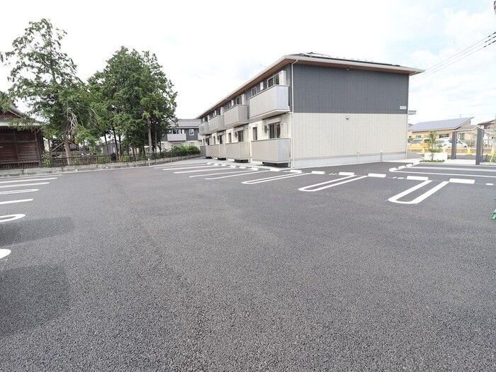 駐車場　駐車スペースもあります