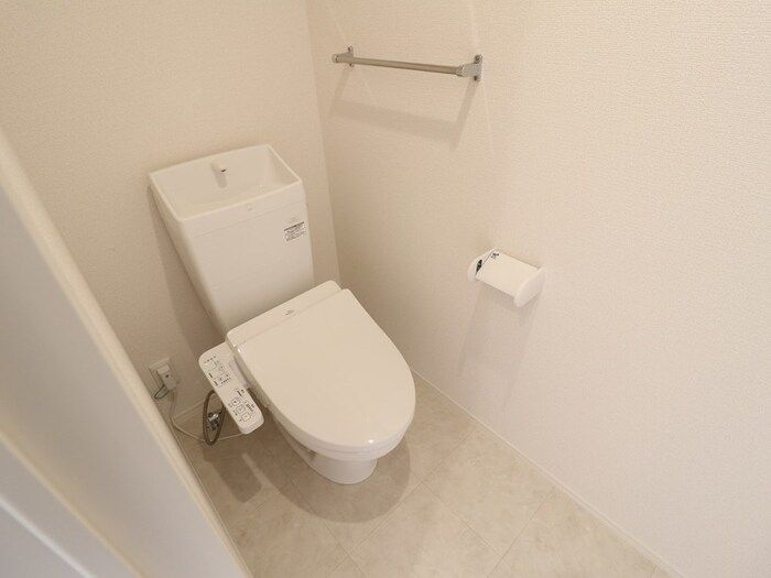 トイレ　ゆったりとした空間のトイレです