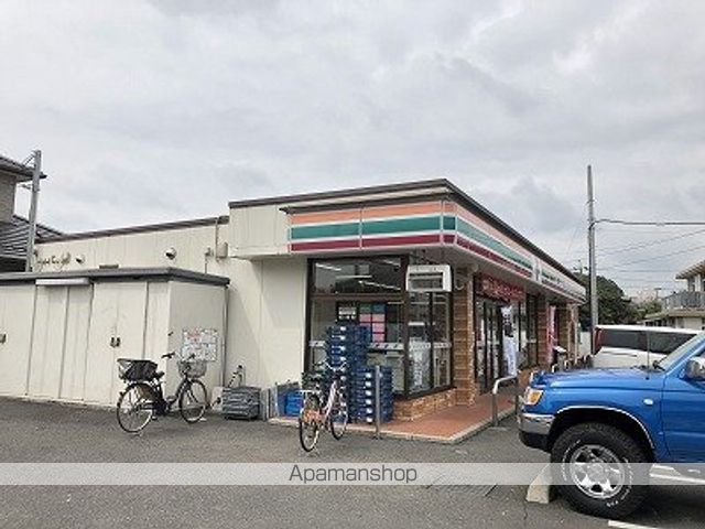 コンビニ　セブンイレブン（コンビニ）まで491m