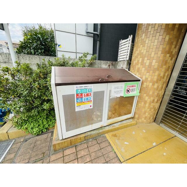 その他　ダストボックスあり