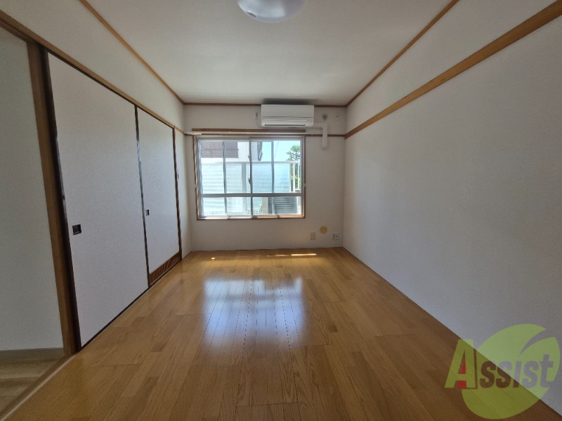 その他部屋・スペース　洋室も６帖ございます。寝室としてご利用できます。