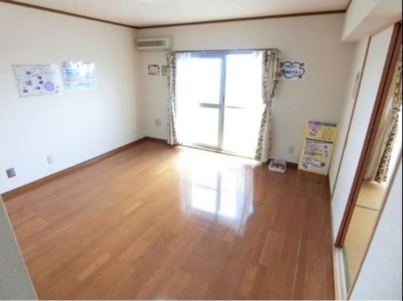 居室・リビング　図面と現状に相違がある場合には現状を優先．．．