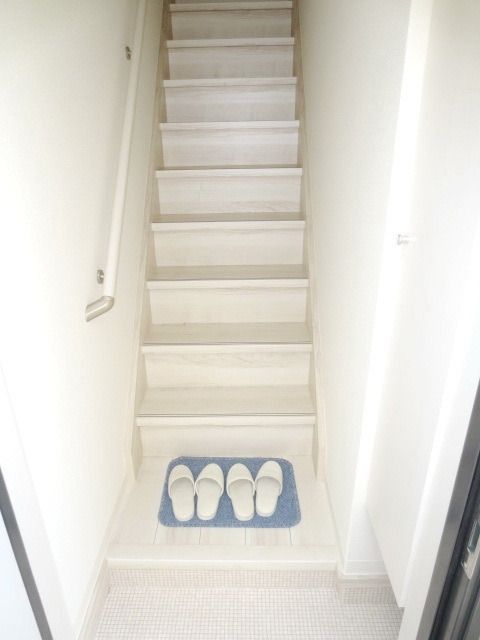 玄関　室内階段