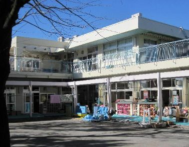 幼稚園・保育園　上用賀保育園（幼稚園・保育園）まで813m