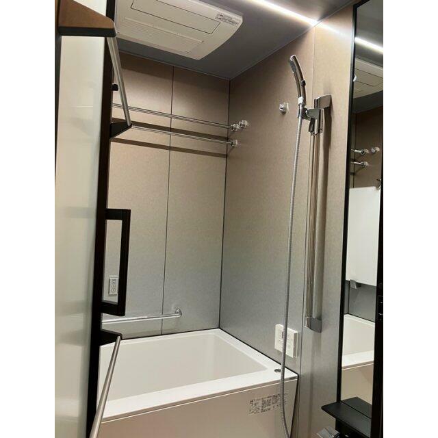 バス・シャワールーム　※同タイプ参考写真