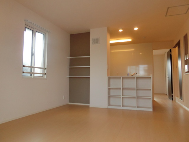 居室・リビング　２面採光の風通しが良いお部屋です。