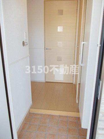 玄関　落ち着いた玄関です