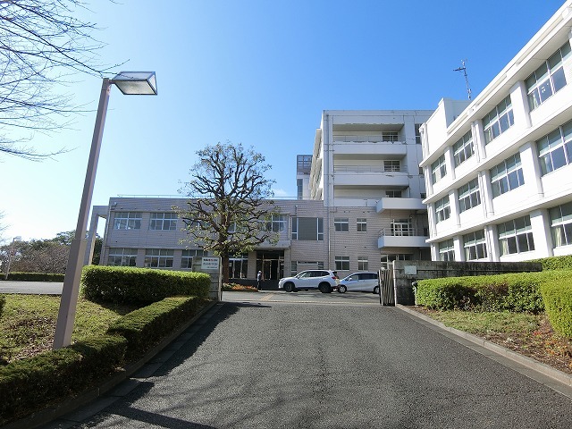高校・高専　静岡県立吉原工業高校（高校・高専）まで922m