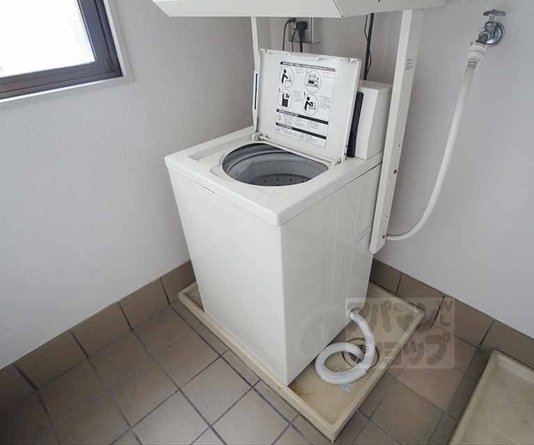 その他　コインランドリーもあります