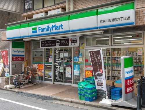 コンビニ　ファミリーマート 江戸川西葛西六丁目店（コンビニ）まで166m