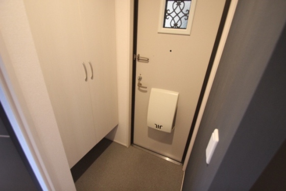 玄関　※別部屋の写真です