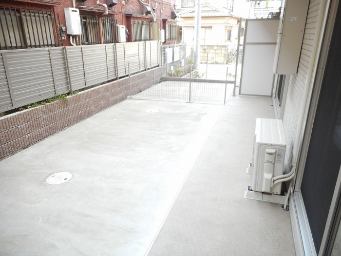 バルコニー　参考写真（同物件別部屋）