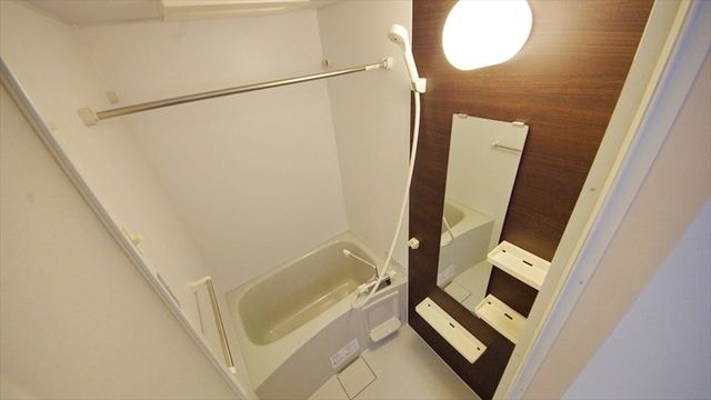バス・シャワールーム　同施工会社様イメージです