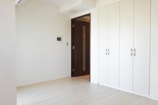 居室・リビング　明るいお部屋
