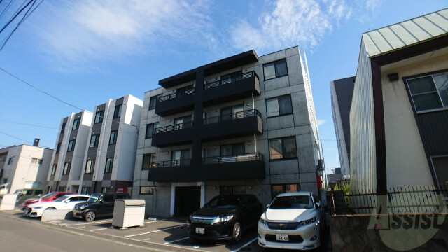 建物外観　札幌市北区北三十二条西「ル・ファールＮ３２」