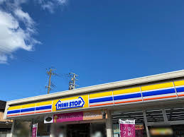 コンビニ　ミニストップ与謝野町岩滝店（コンビニ）まで295m