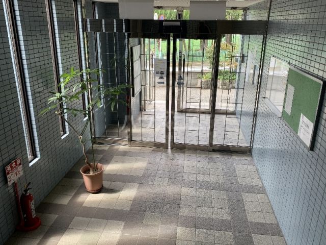 ロビー