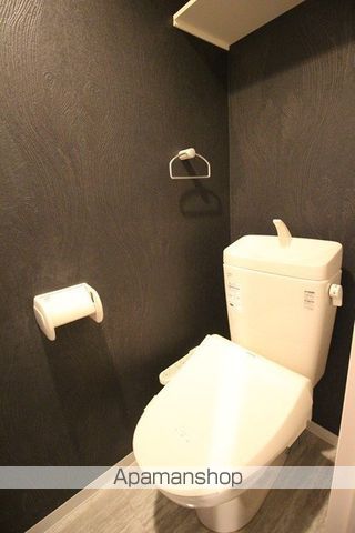 地下鉄東西線 西１８丁目駅 徒歩4分 10階建 築13年のトイレ写真