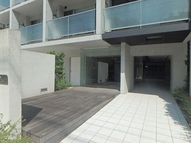 その他　エントランス