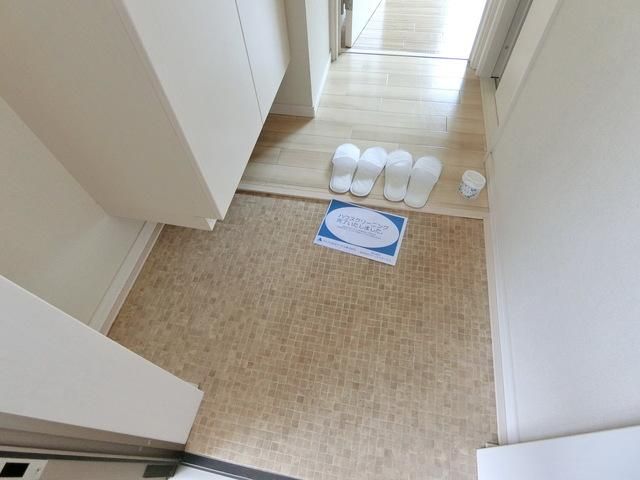 玄関　★お部屋探しは株式会社タウンハウジング東京まで★