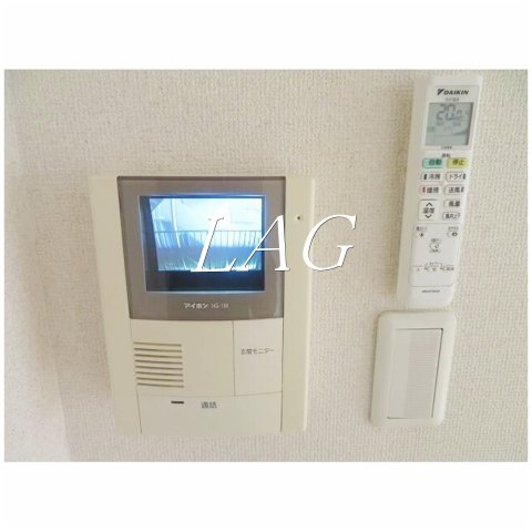 セキュリティ　モニター付きインターホンになります。