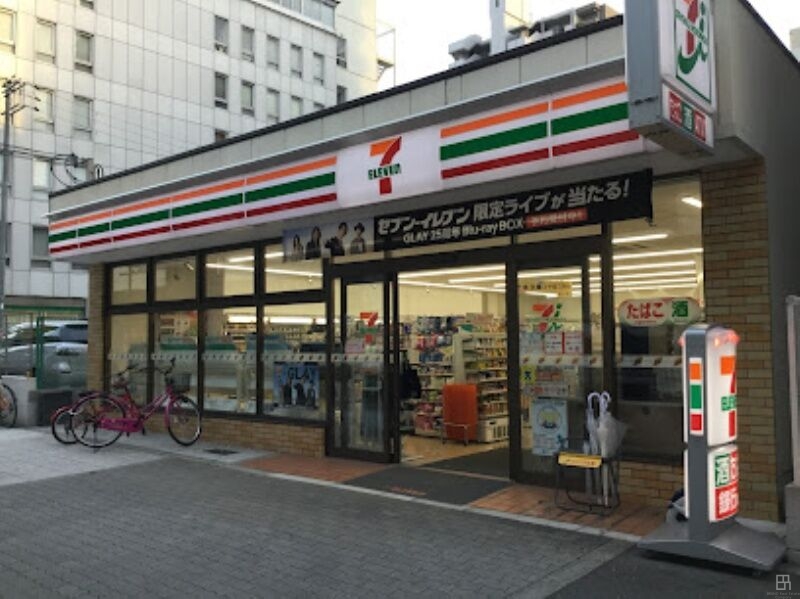 コンビニ　セブンイレブン大阪立売堀3丁目店（コンビニ）まで214m
