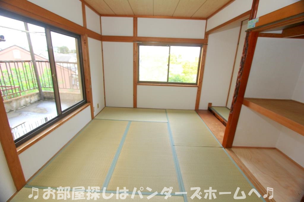 招提大谷3丁目戸建の内装写真