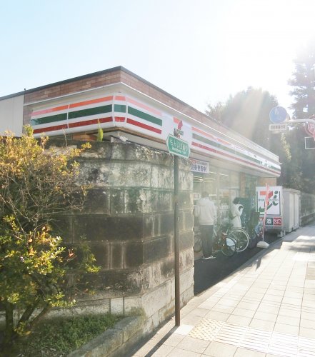 コンビニ　セブンイレブン中野もみじ山通り店（コンビニ）まで612m