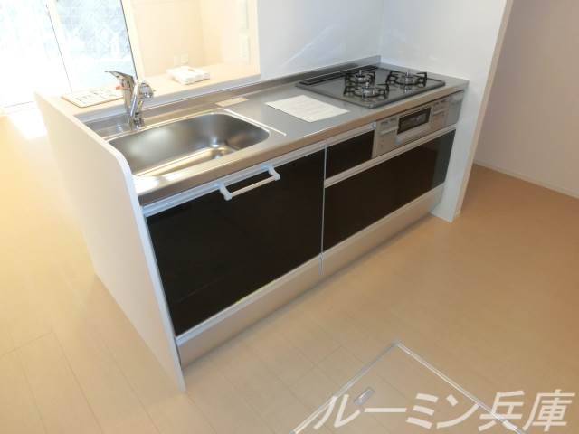 ラヴィくわまAのキッチン写真