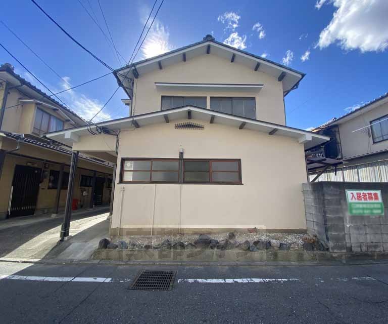 太秦門田町貸家の外観写真