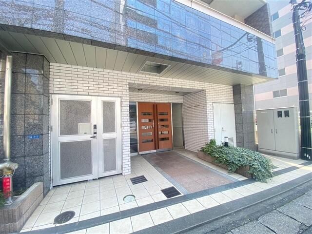 エントランス　毎日通るエントランスはこのようになっています